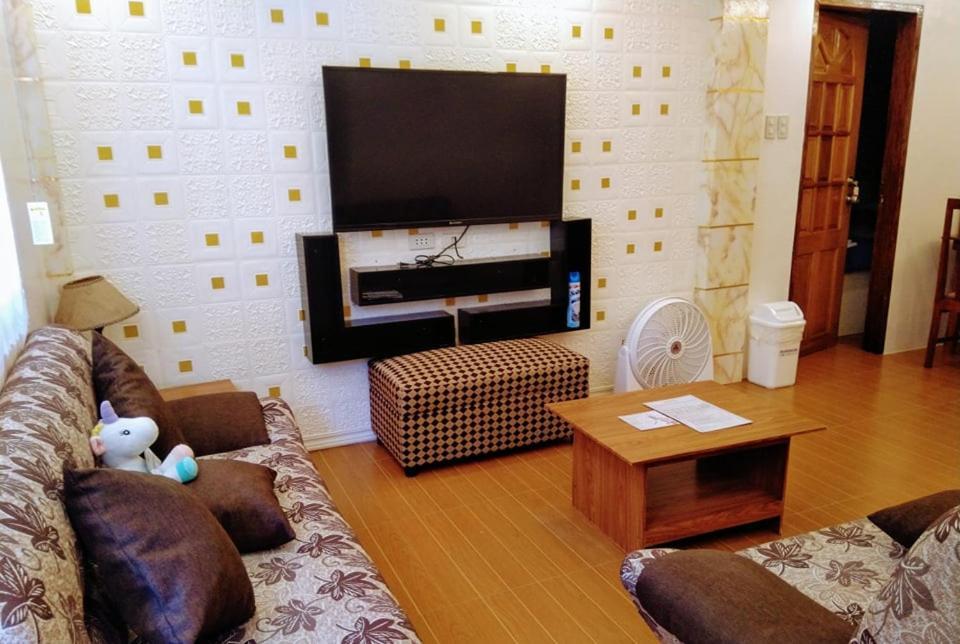 Hotel Monallan Boracay 3*